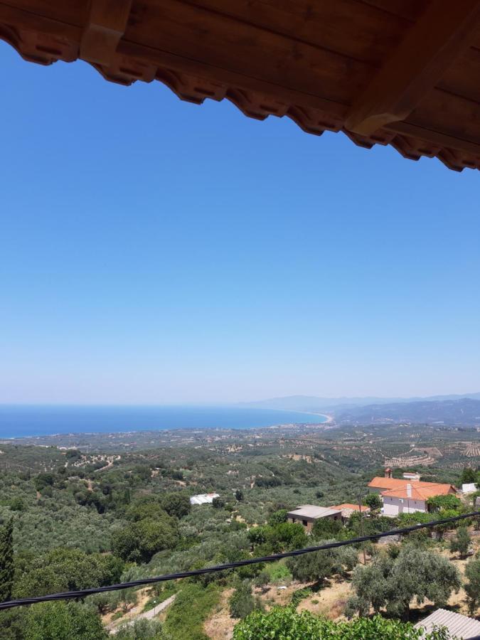-Tsiakos Apartment- In Vryses Kyparissia Bagian luar foto